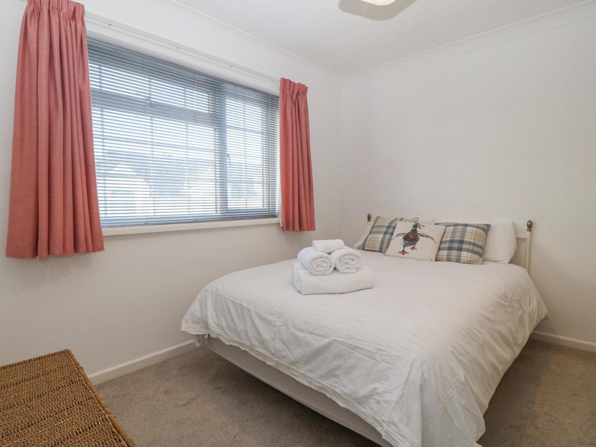 Riverview Apartment Cemaes Bay Esterno foto