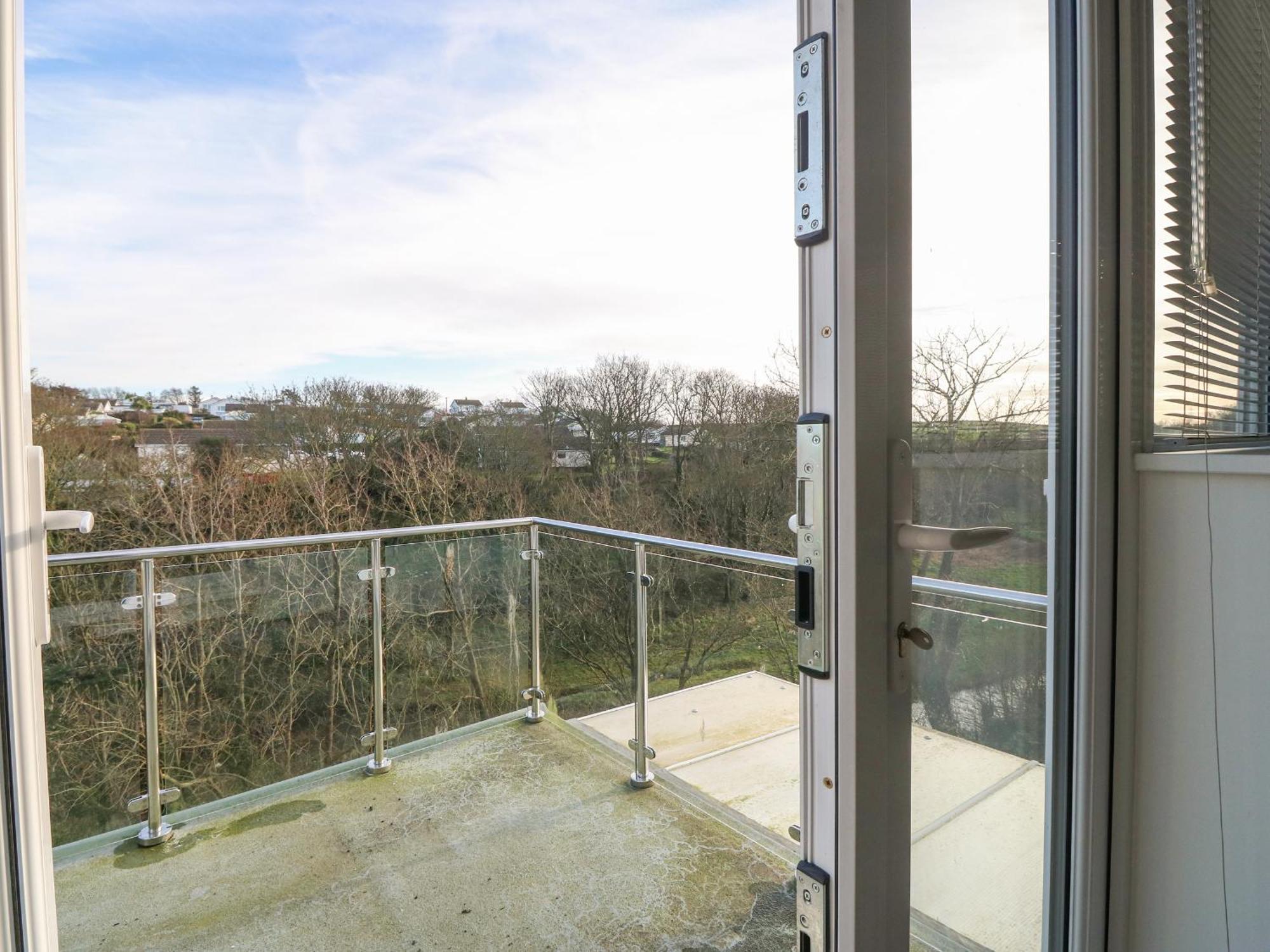 Riverview Apartment Cemaes Bay Esterno foto